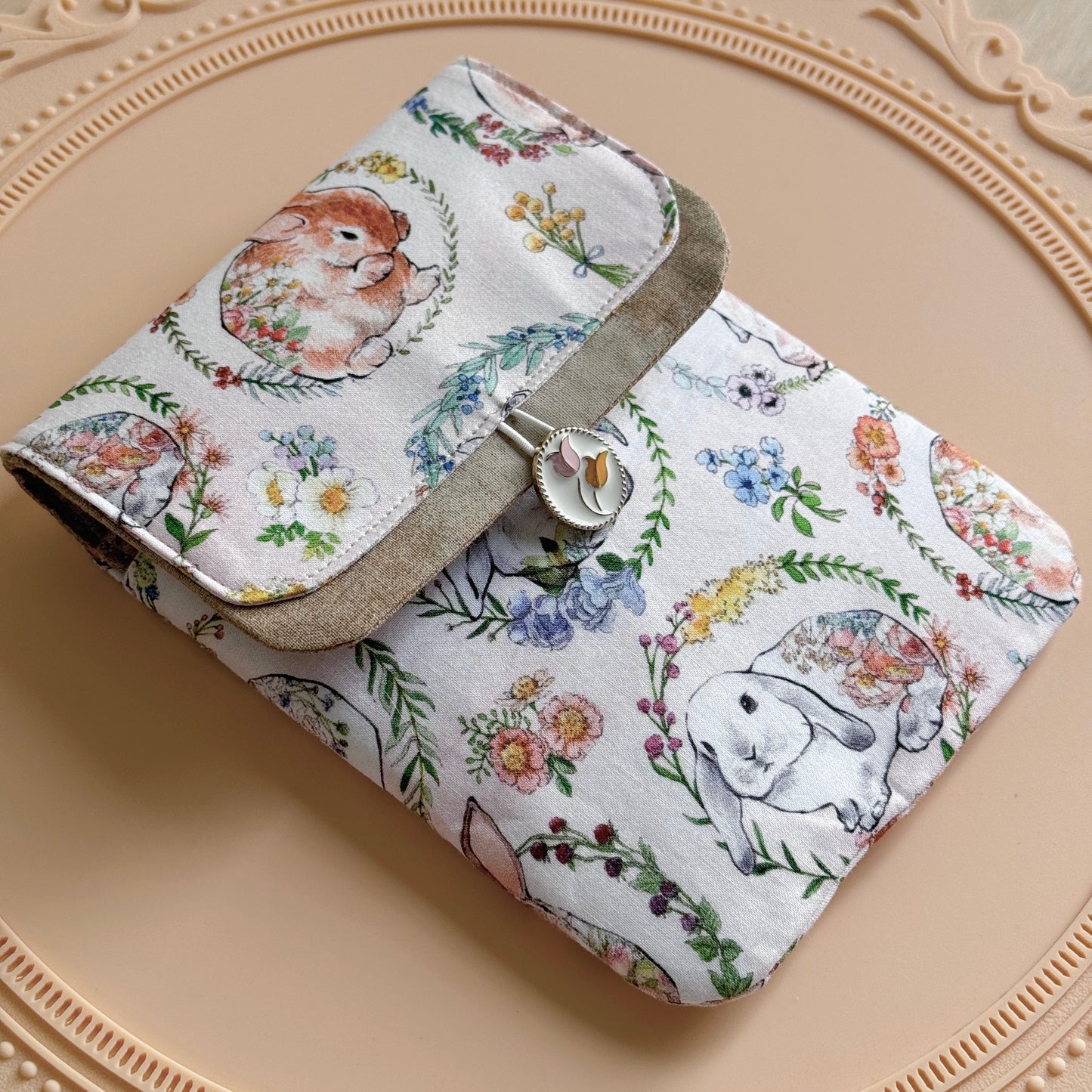 Handmade Spring Bunny x Milk Tea 6 Slot Large Pen Case