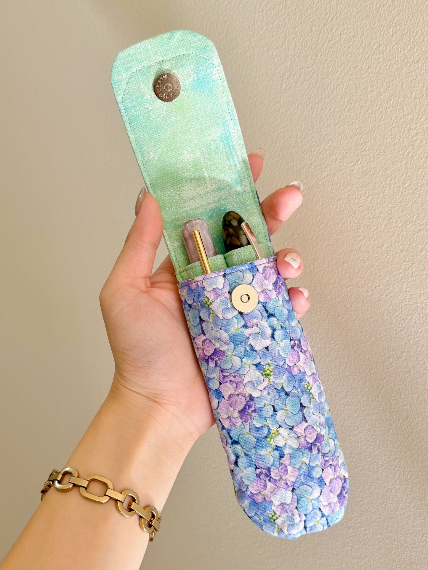 Custom Endless Blue Hydrangeas 2 Slot Pen Case