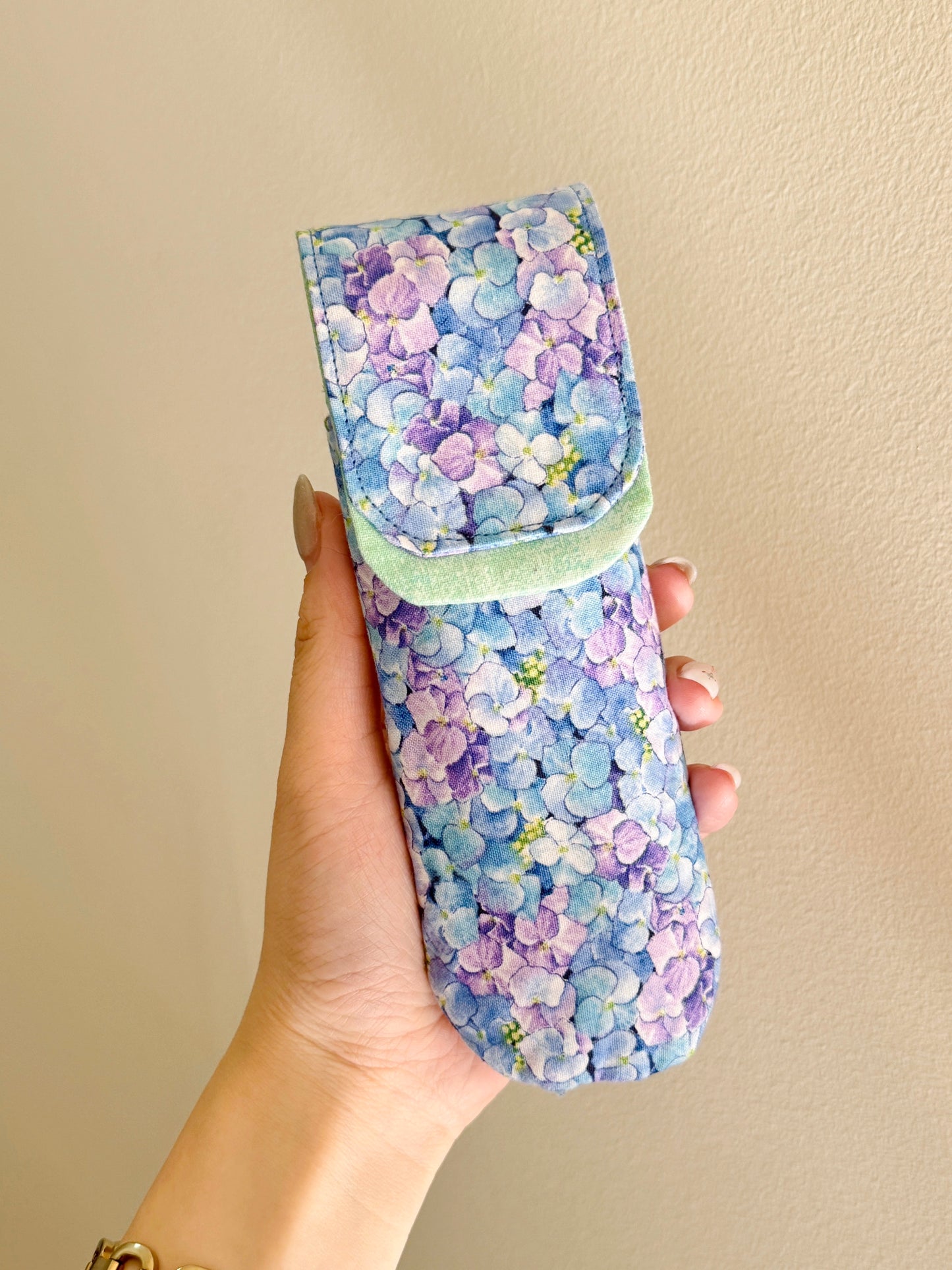 Custom Endless Blue Hydrangeas 2 Slot Pen Case