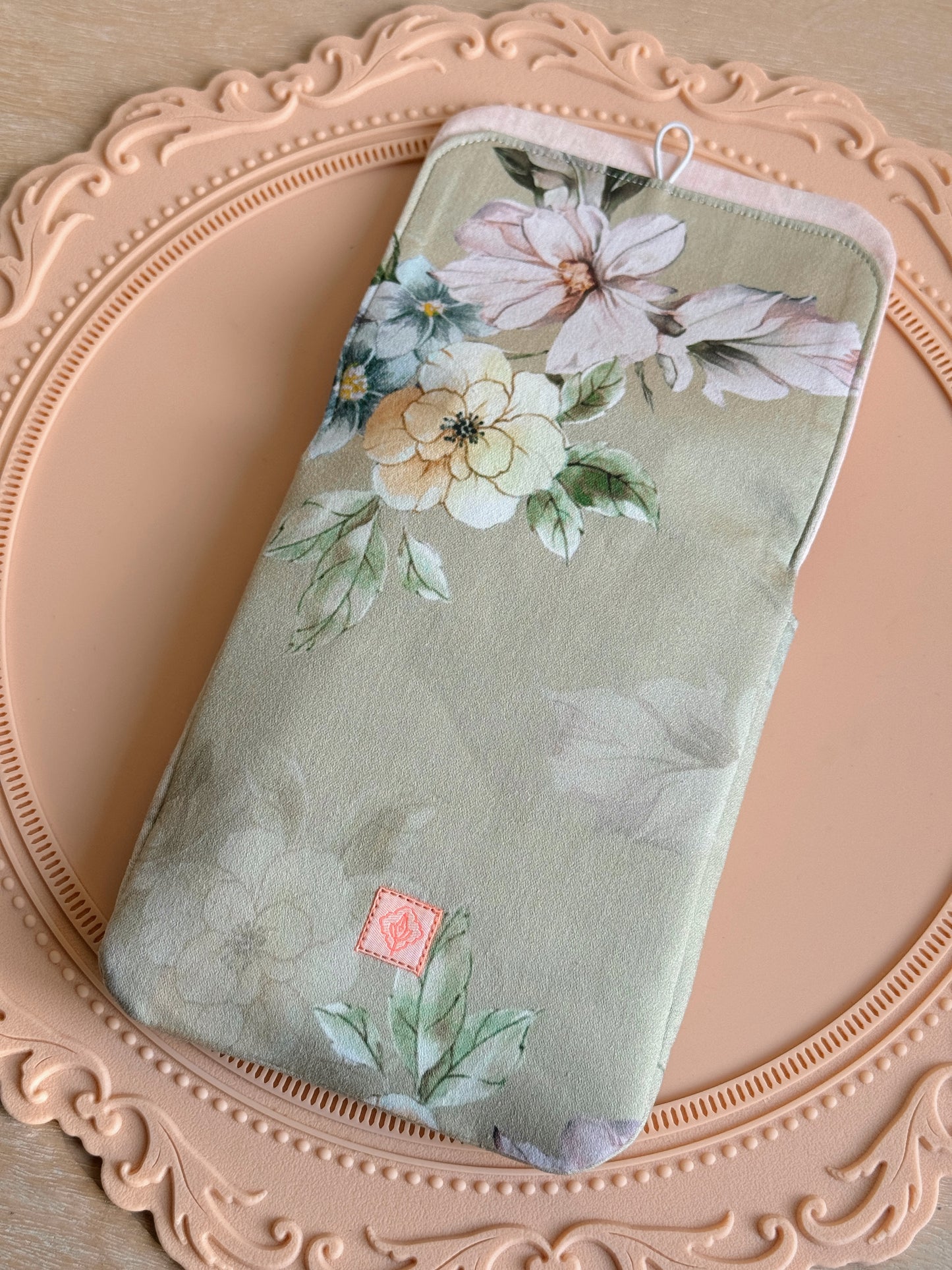 Handmade Beige Wildflowers 6 Slot Large Pen Case