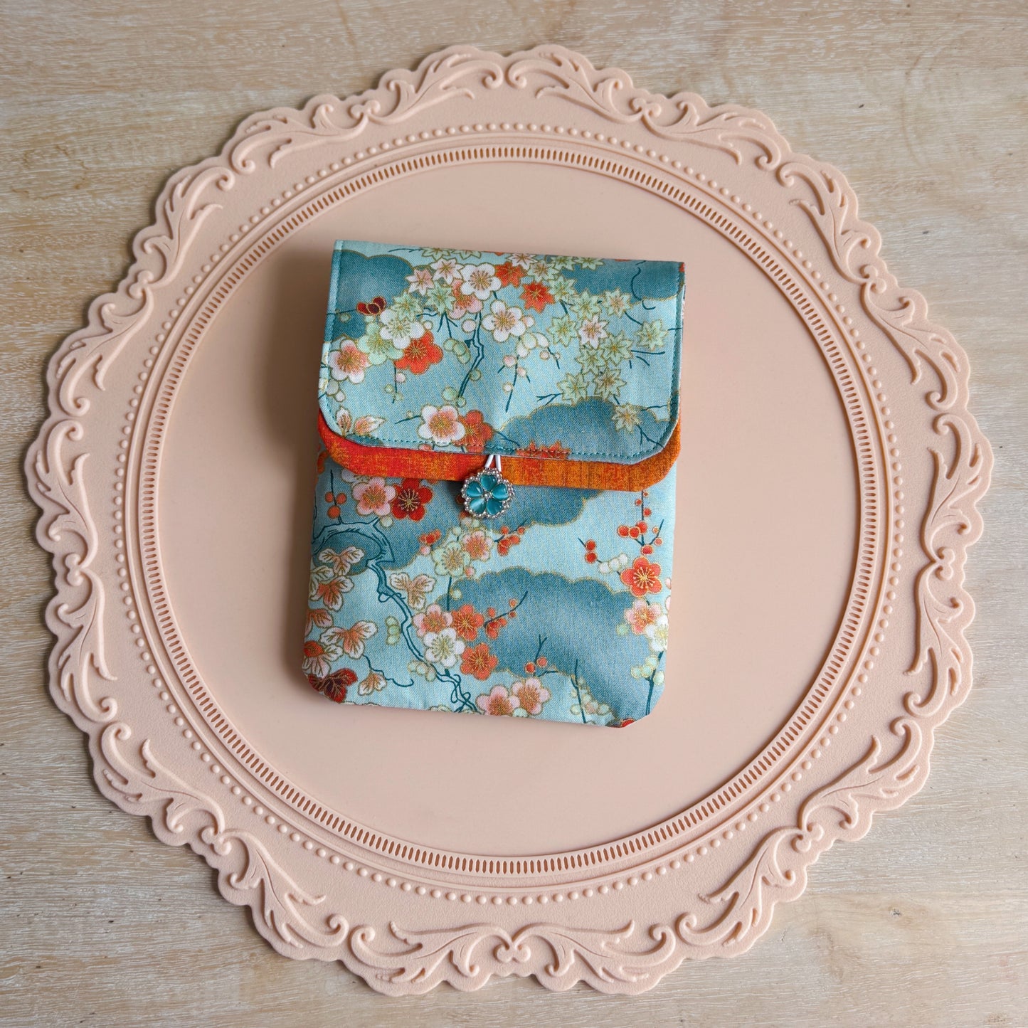 Handmade 6 Slot Momiji Pen Case