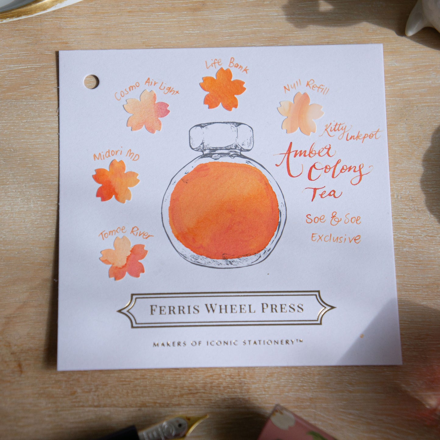 [Exclusive] Amber Oolong Tea