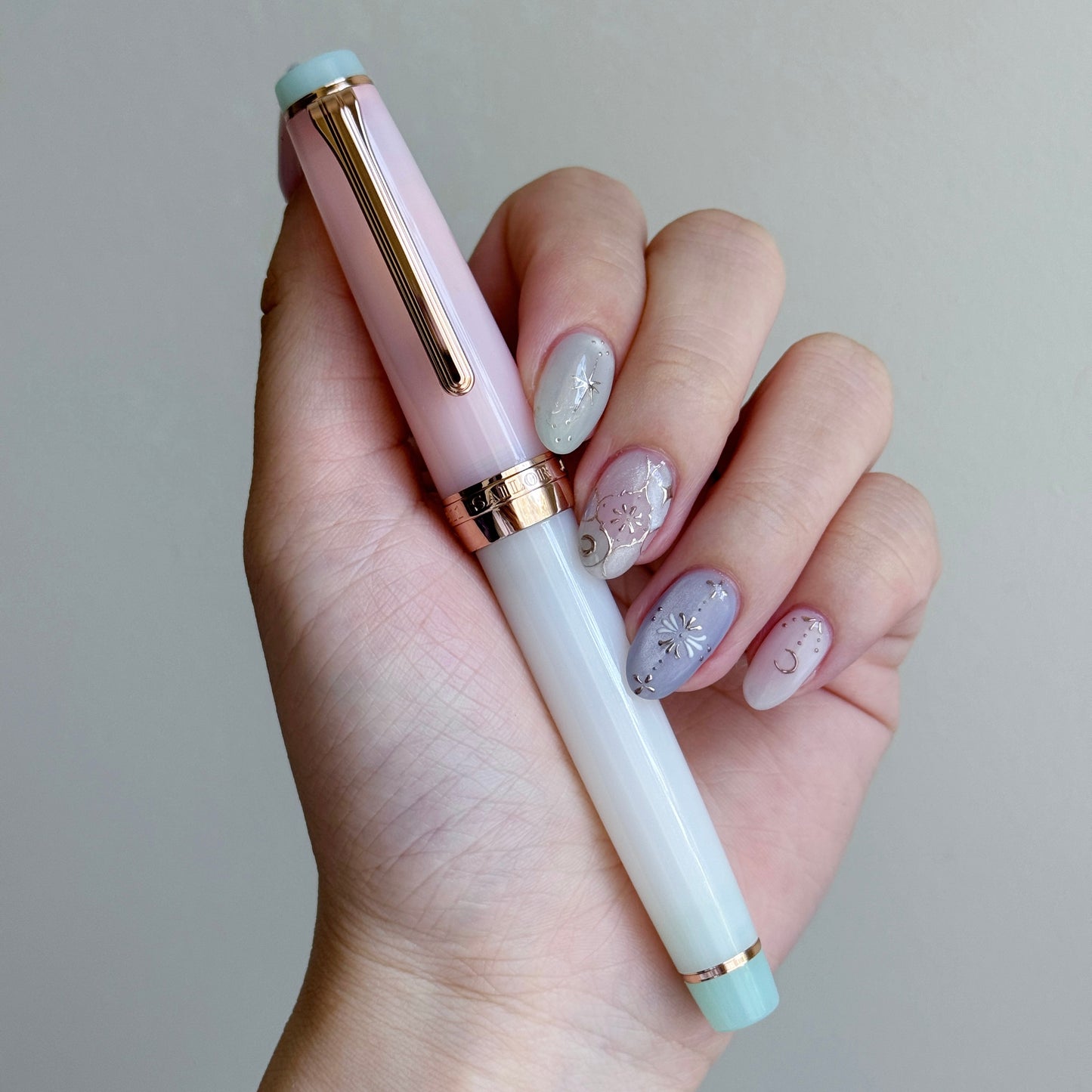 Professional Gear Fountain Pen - Amabie (Limited Edition)