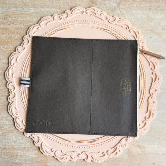 Brown leather-bound insert for TN regular