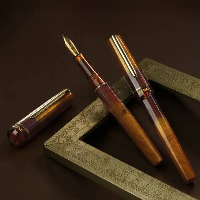 Benu Fountain Pen - Decadence (Haute Collection)