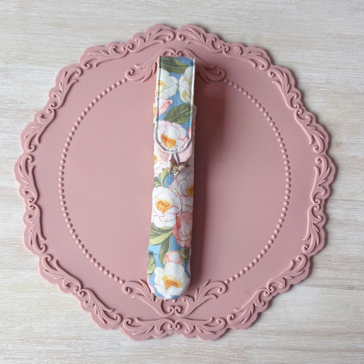 Handmade Single Slot Camellia Grove Pen Case