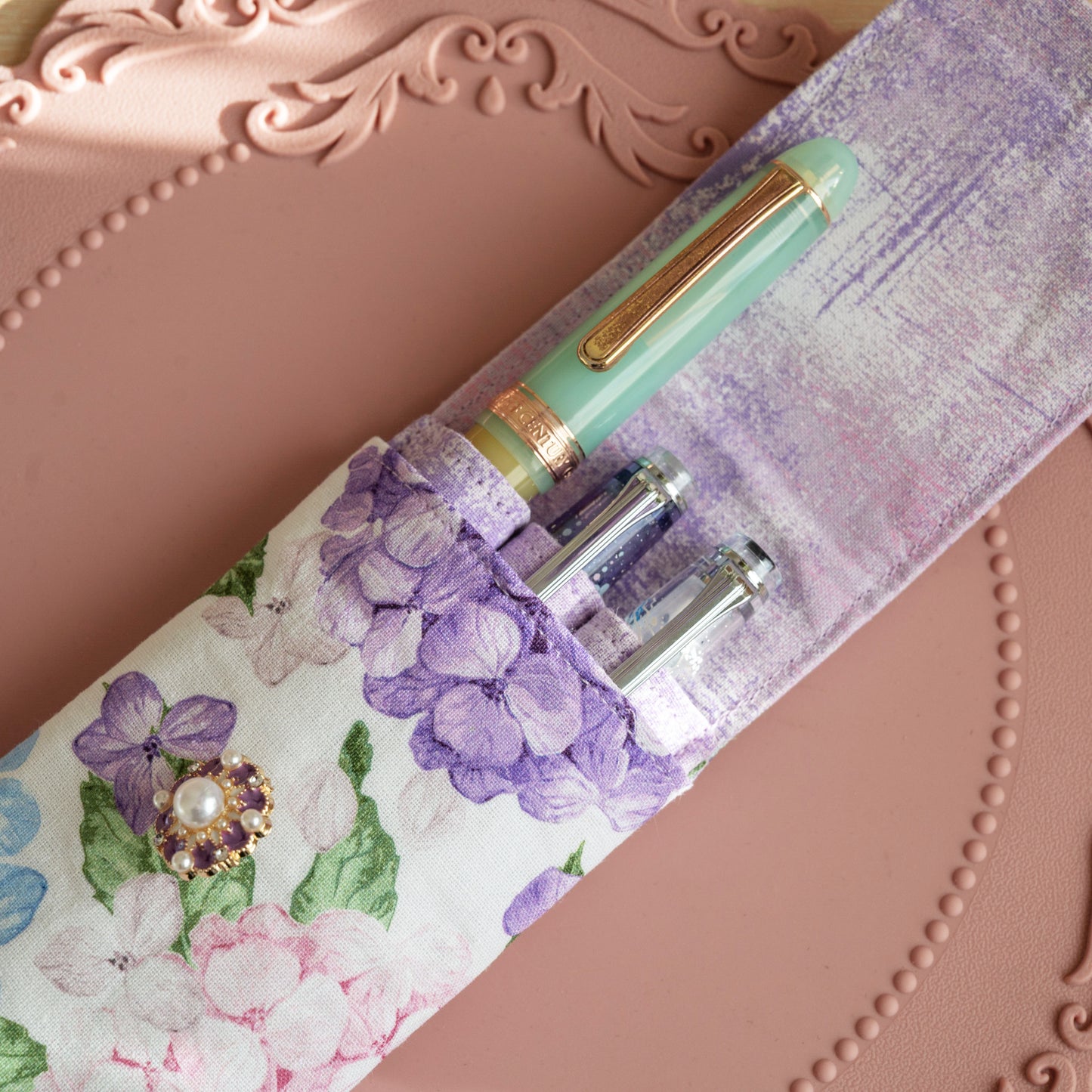Handmade 3 Slot Four Colour Hydrangea Pen Case