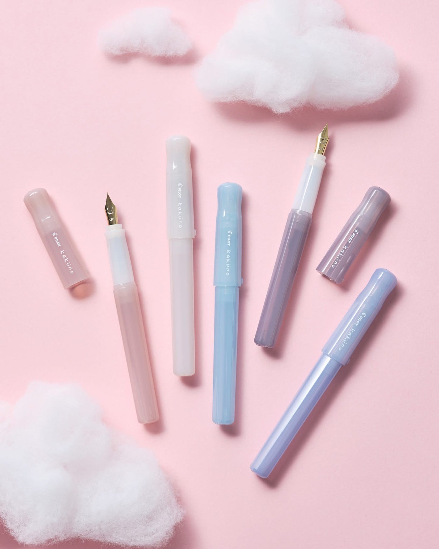 Pilot Kakuno Smiley Face Fountain Pen - Madoromi - Light Blue