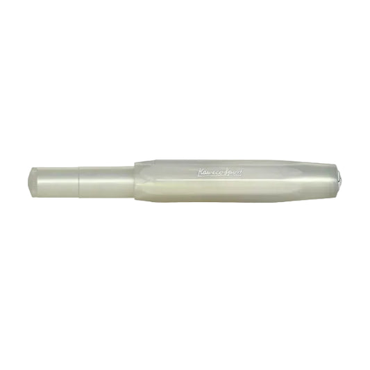 Lunar Sport Fountain Pen - Light Green