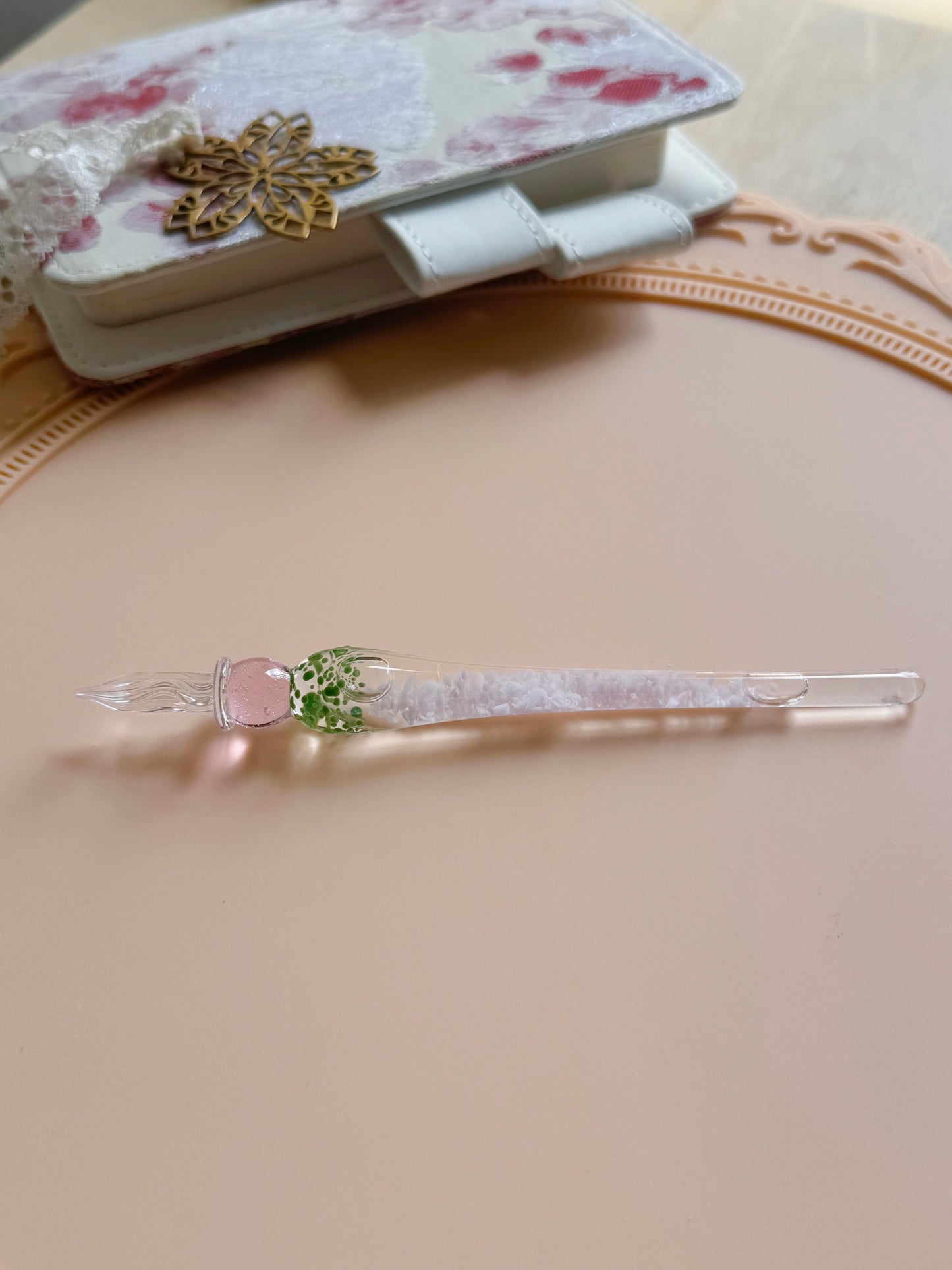 Kirakira Pink Glass Pen