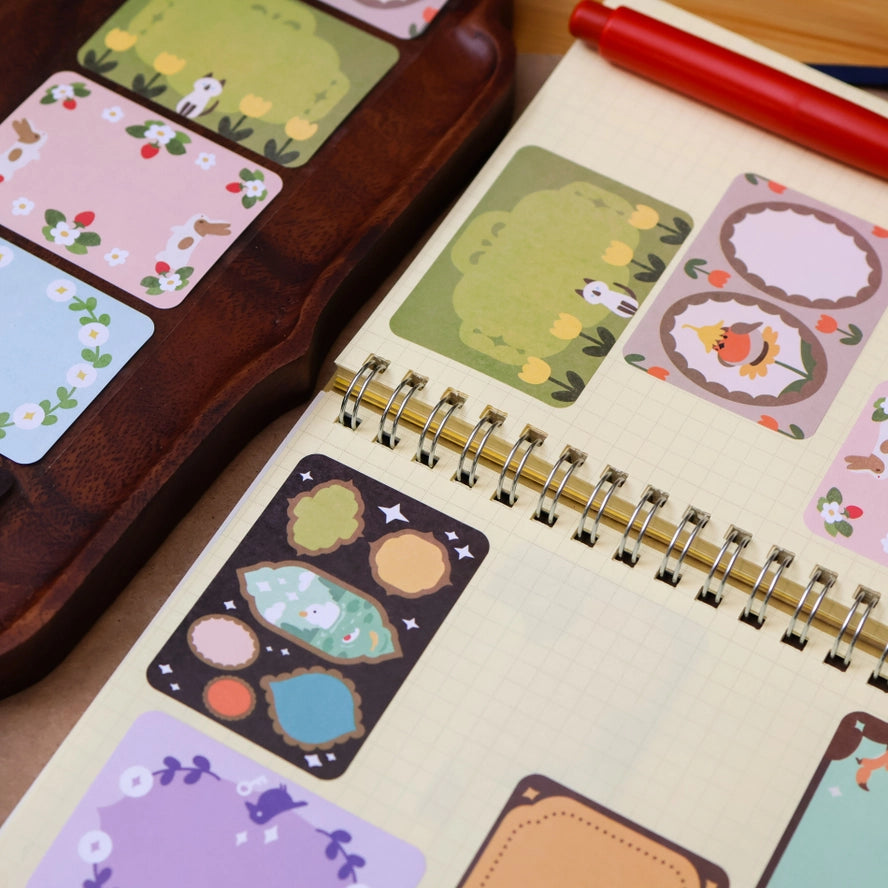 Retro Frames Paper Roll Labels