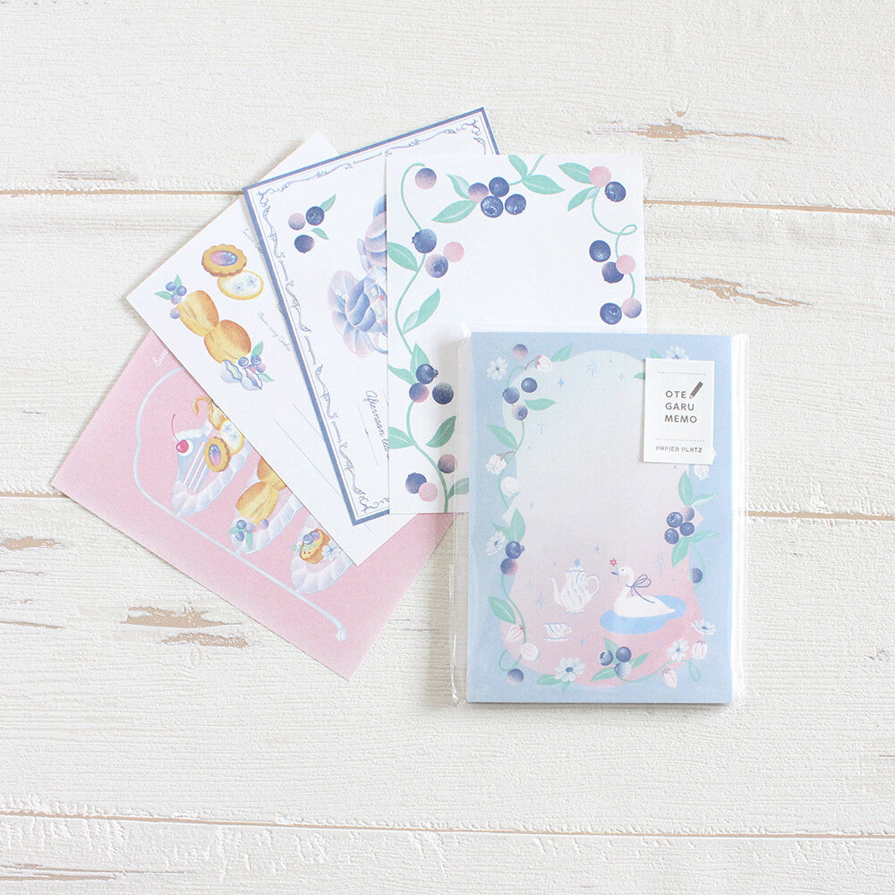Swan afternoon tea Memo pad designed by Papier Platz.