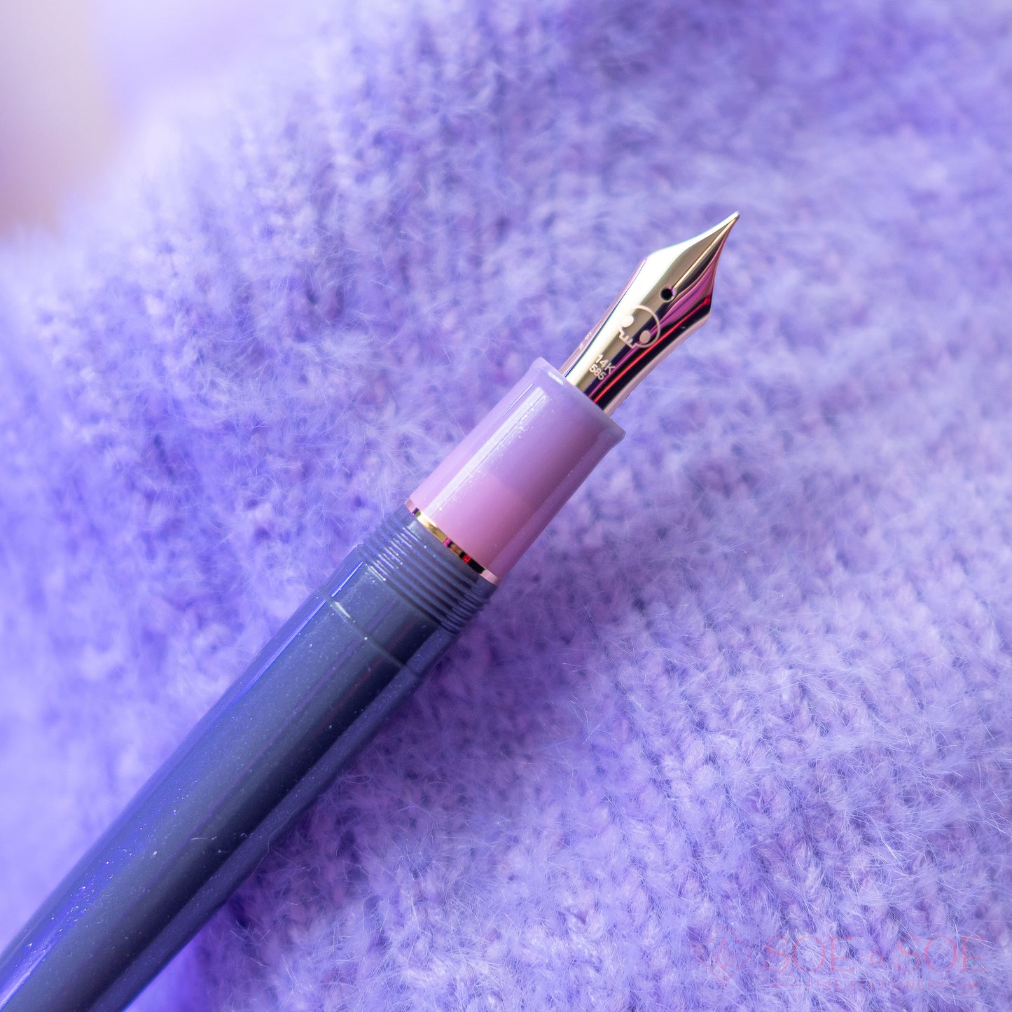 Sanrio Professional Gear Slim - Kuromi (Limited Edition)