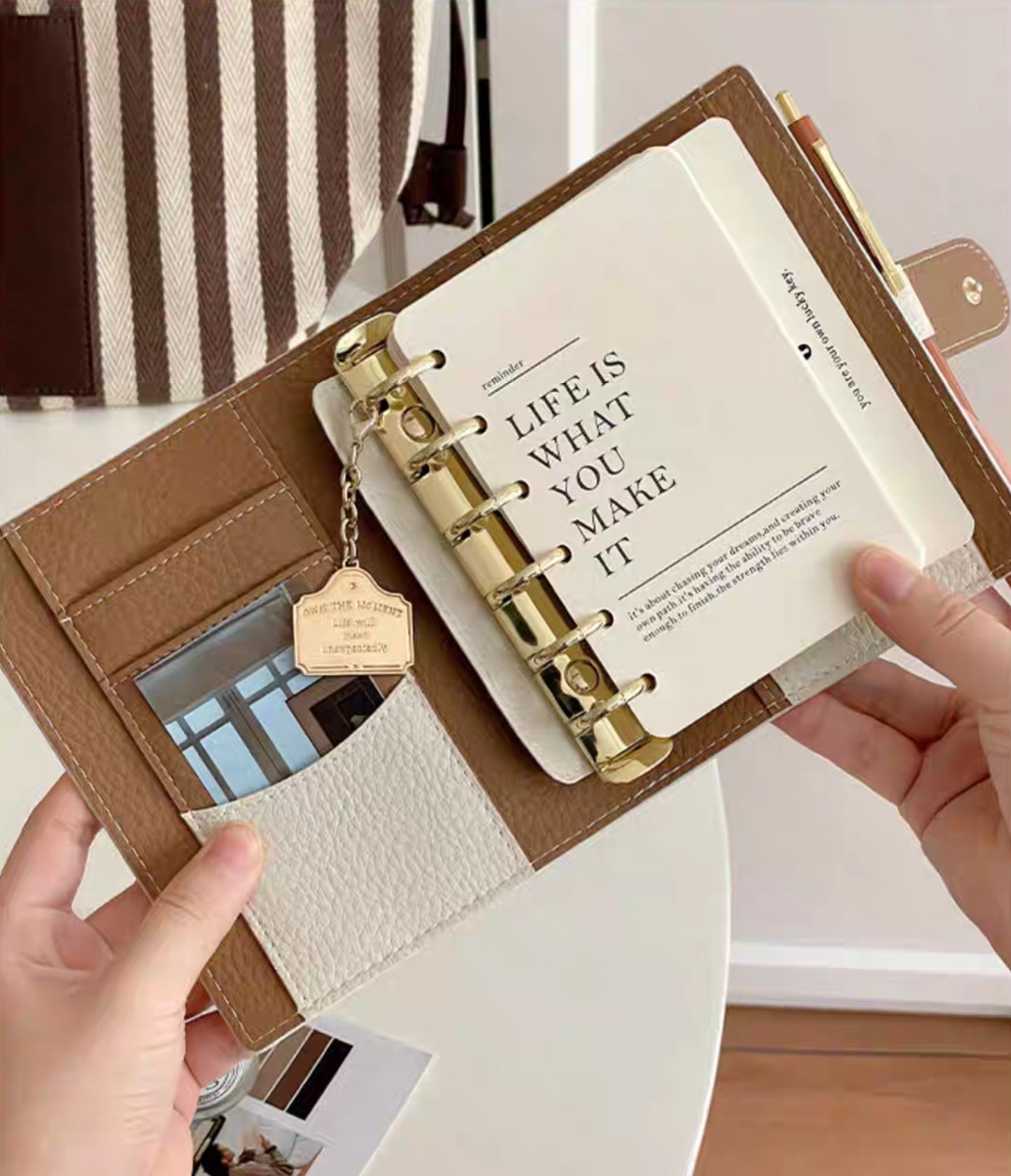 A7 / M6 Pocket Organiser - White & Camel