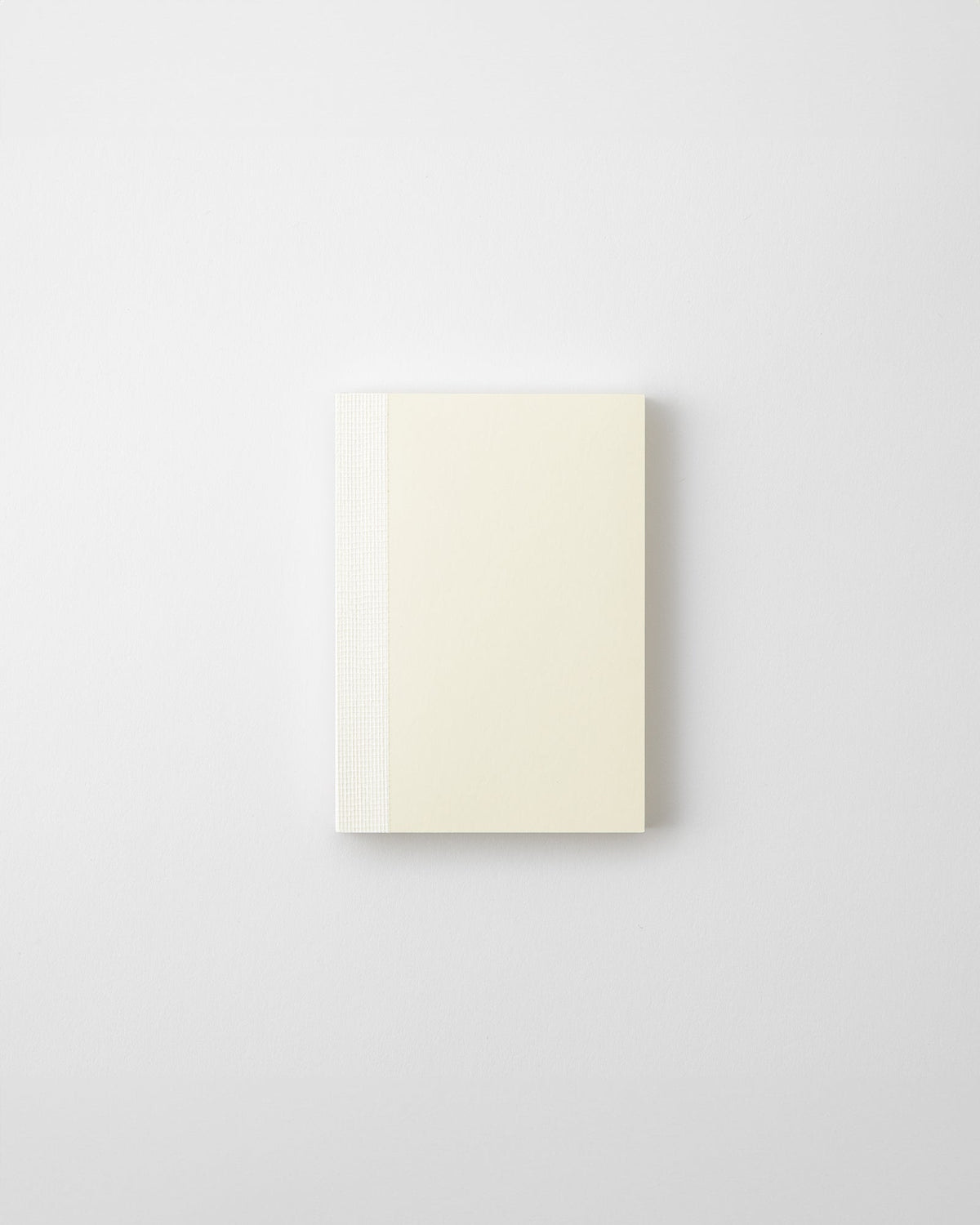 MD Notebook Diary A7 (2027) Monthly Block + Memo