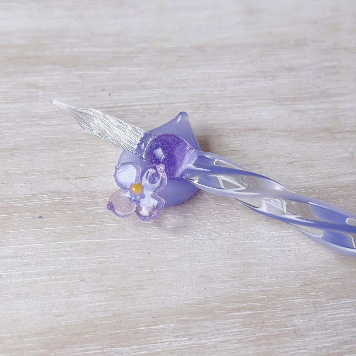 [Exclusive] Handmade Hydrangeas Glass Pen & Pen Rest