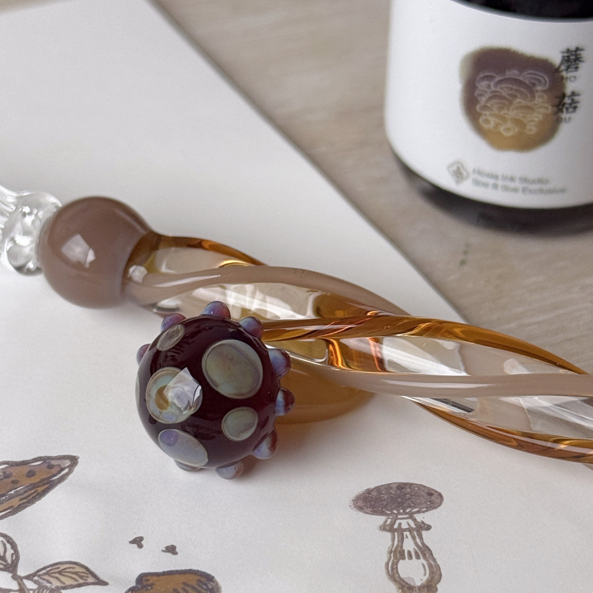 [Exclusive] Handmade Mushroom Glass Pen & Pen Rest