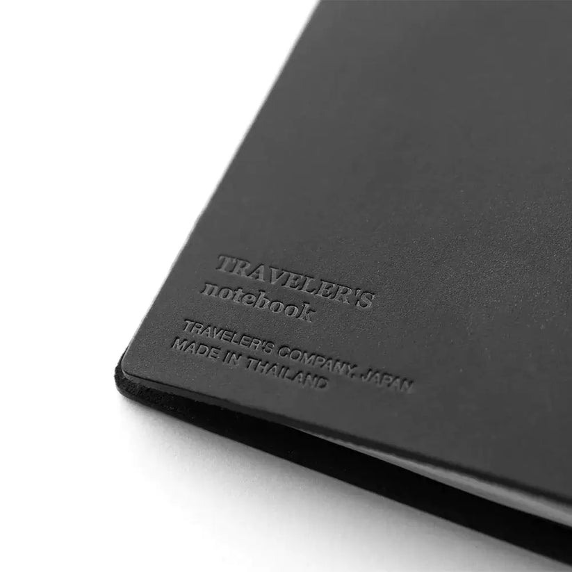 Traveler's Notebook Starter Kit Passport Size - Black