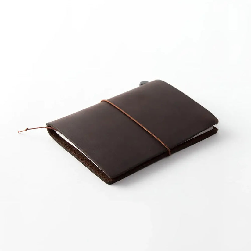 Traveler's Notebook Starter Kit Passport Size - Brown