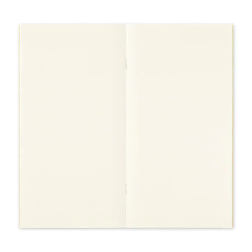 Traveler's Notebook Regular Insert - 025 MD Paper Cream